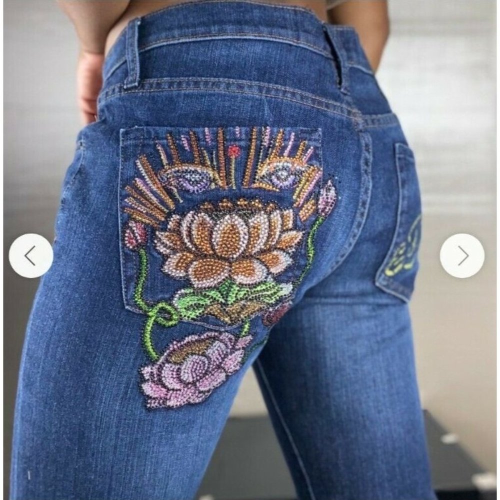 Ed hardy Y2K Floral Eyes Embroidered Spell Out Denim Blue Jeans Womens M NWOT